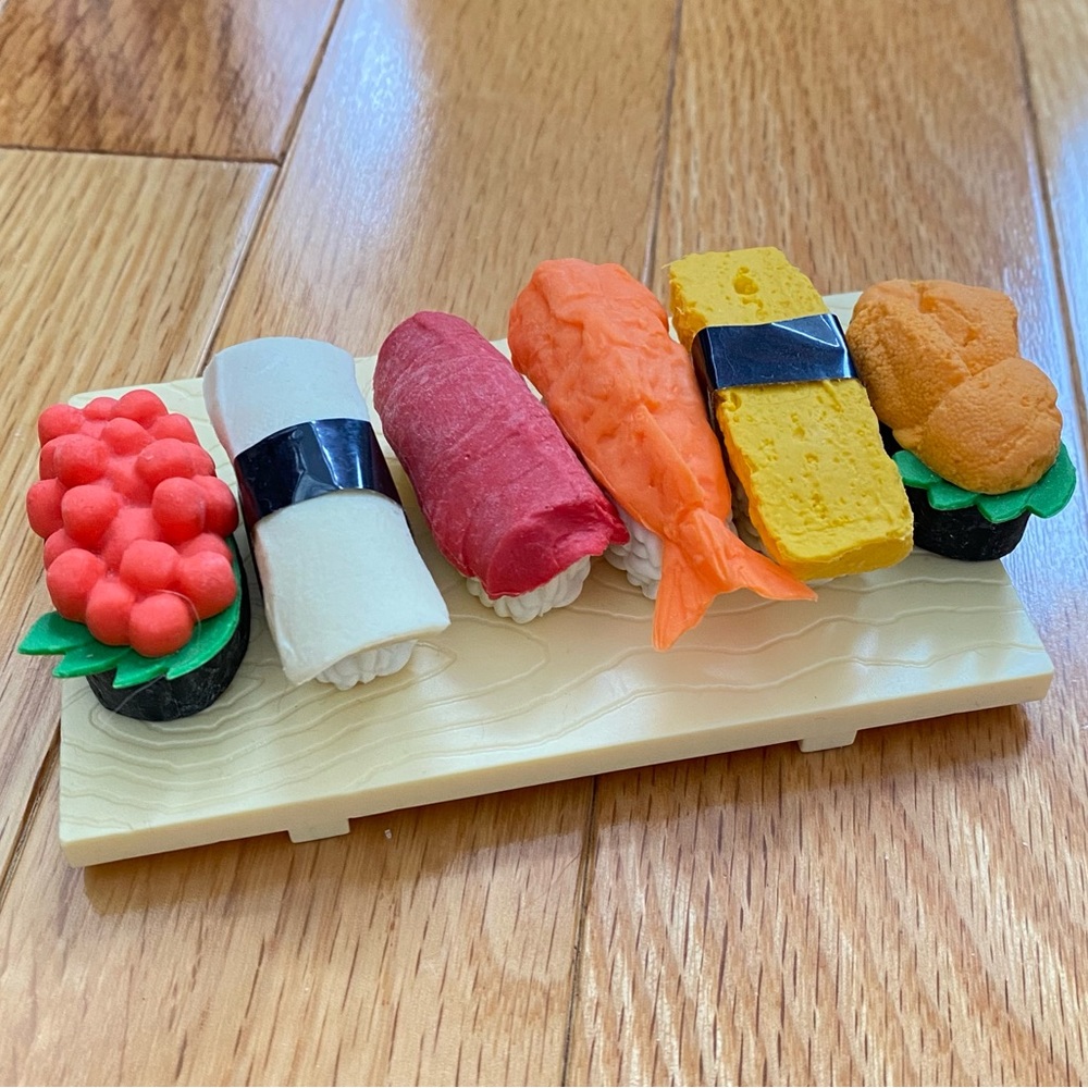 Set of 6 sushi erasers 🍣